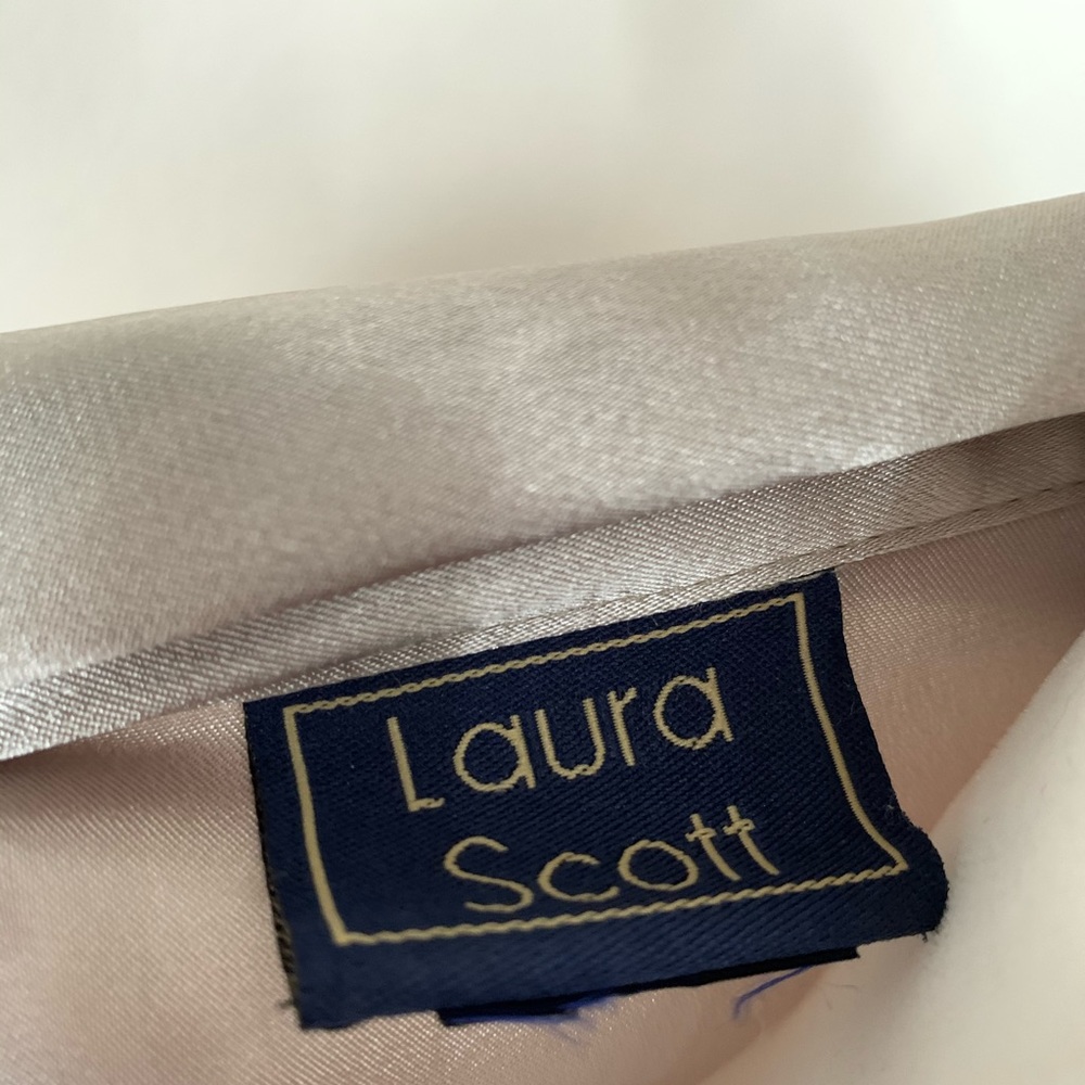 Silky button down - Picture 5 of 7